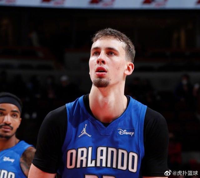 许尔策勒的 许尔策勒的