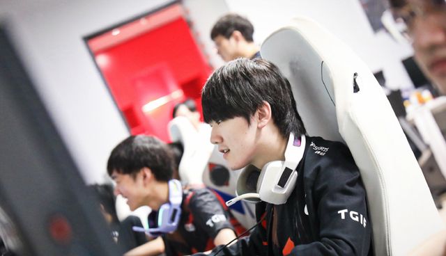 的环境对 的环境对